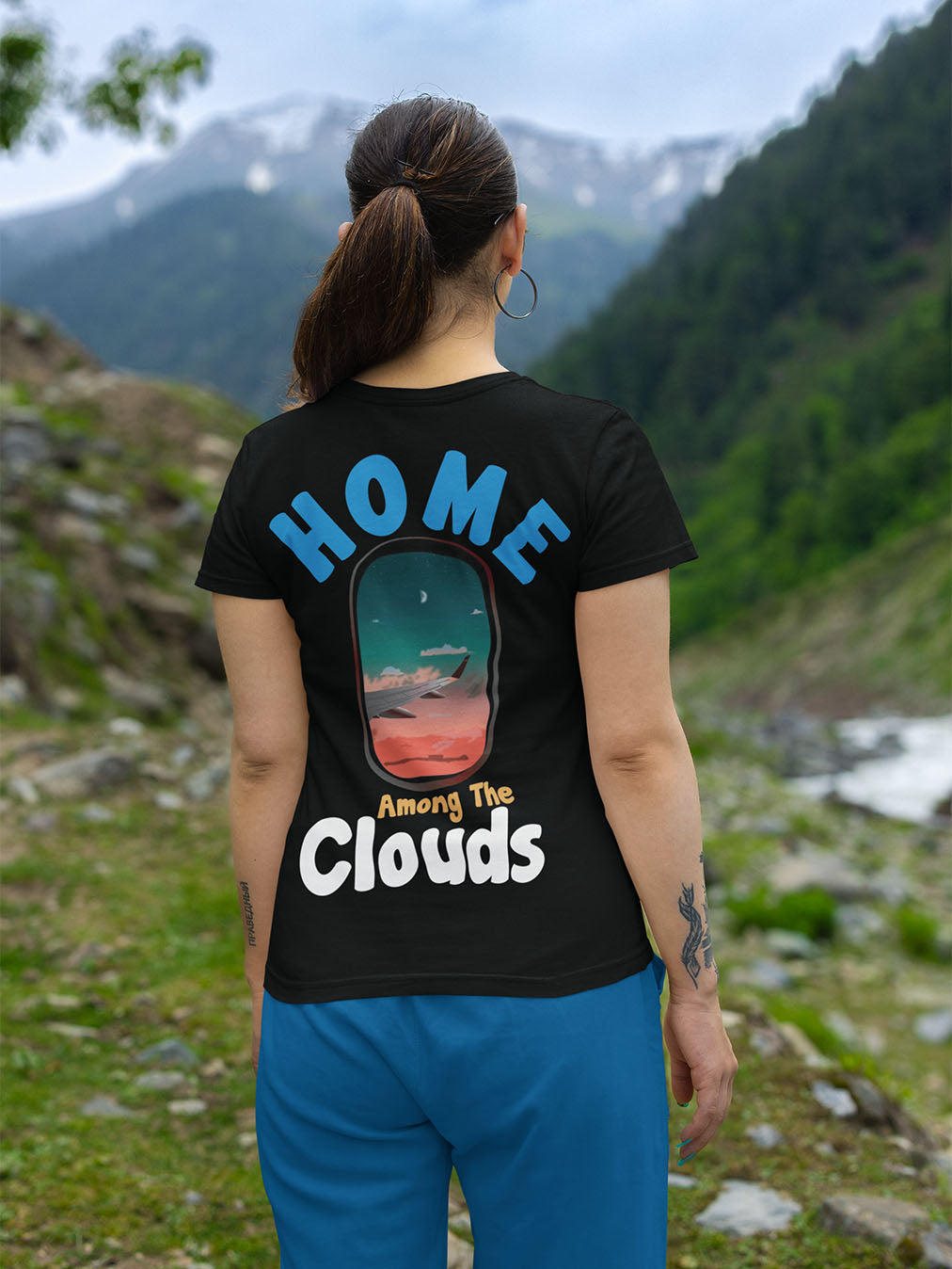 Home Among Clouds- Black Round Neck Women's Flight Crew T-shirt