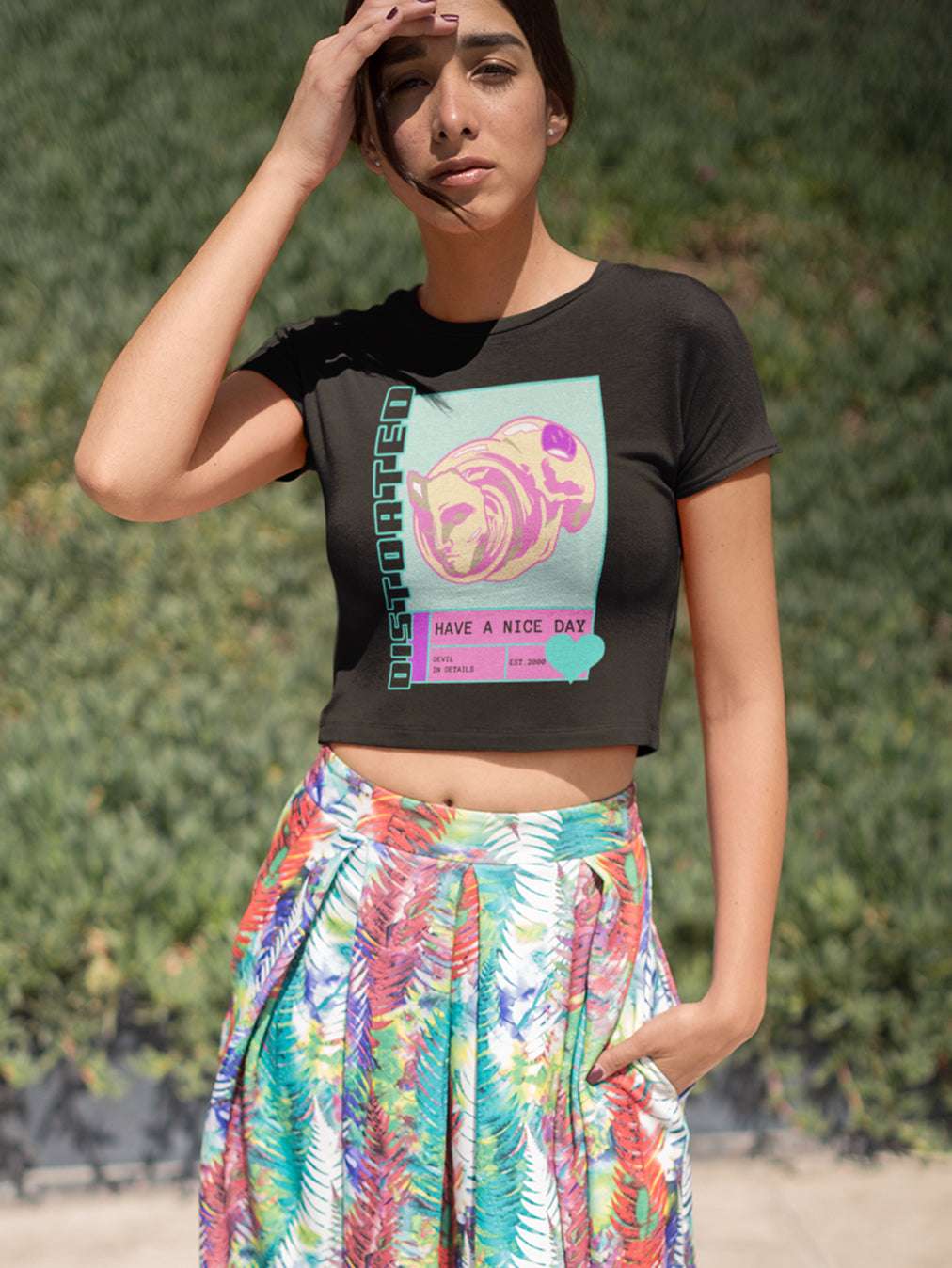Distorted- Black Round Neck Crop Top