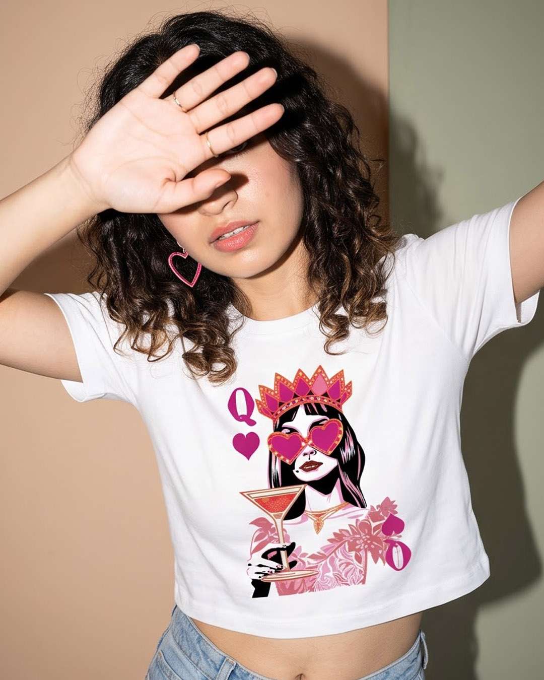 Queen Card- White Graphic Crop Top
